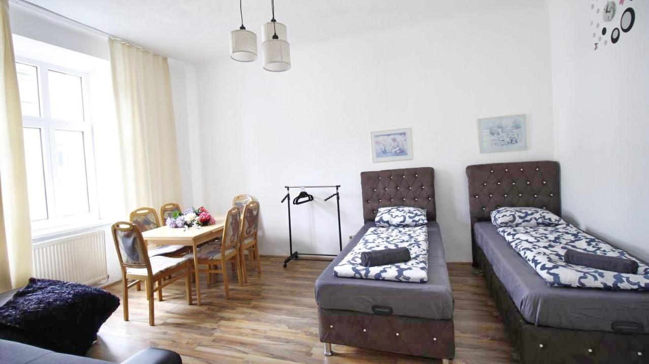 Comfortable Rooms Near Schoenbrunn Palace Hl Viena Exterior foto
