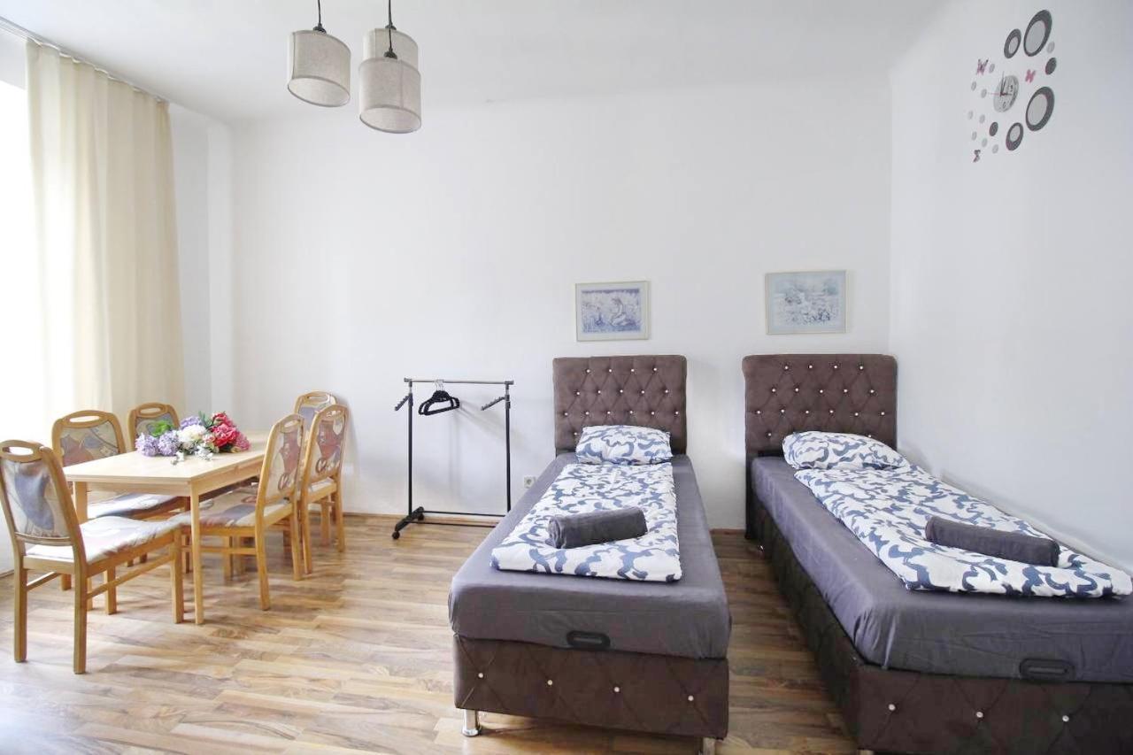 Comfortable Rooms Near Schoenbrunn Palace Hl Viena Exterior foto